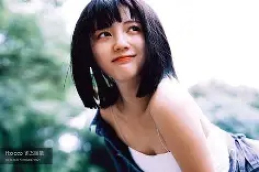 刚官宣23岁网红女友仅3天林俊杰就因亲吻幼童被骂上热搜？完整视频曝光后全网集体道歉！