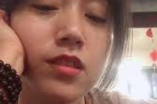 10年前那个放弃百万年薪回国当村官的秦玥飞现状如何? 10年前那个放弃百万年薪回国当村官的秦玥飞现状如何?
