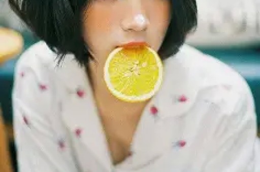 41岁日本女星深田恭子出轨！趁富豪男友出差私会导演