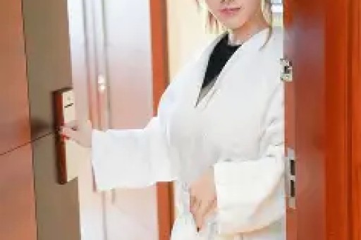 和前男友相爱18年没结婚如今48岁被对方撕上热搜人设崩塌后竟引全网心疼···